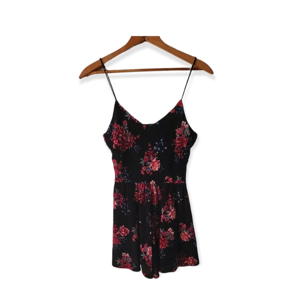 Divided Velvet Rose Romper Size S - Picture 2 of 5